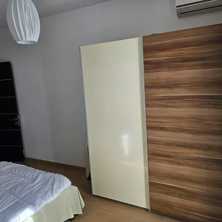 3 Bedroom Flat At Apartment Naxxar